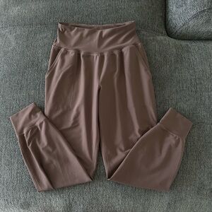 NWOT Women's Old Navy Brownish Mauve High-Waisted Joggers